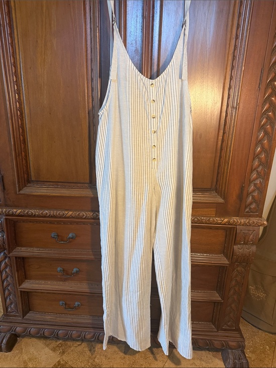 Amuse Society Pants - Amuse Light grey Stripe Linen-Blend Jumpsuit